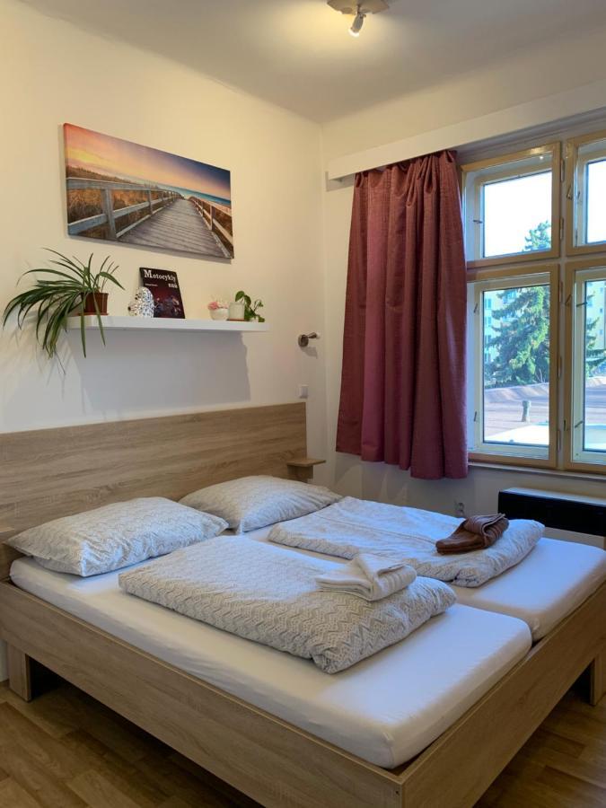 Penzion Mar Hradec Králové Exterior foto