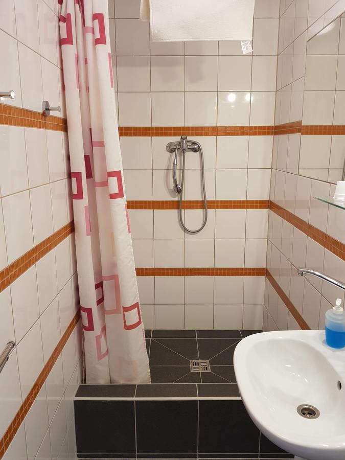 Penzion Mar Hradec Králové Exterior foto