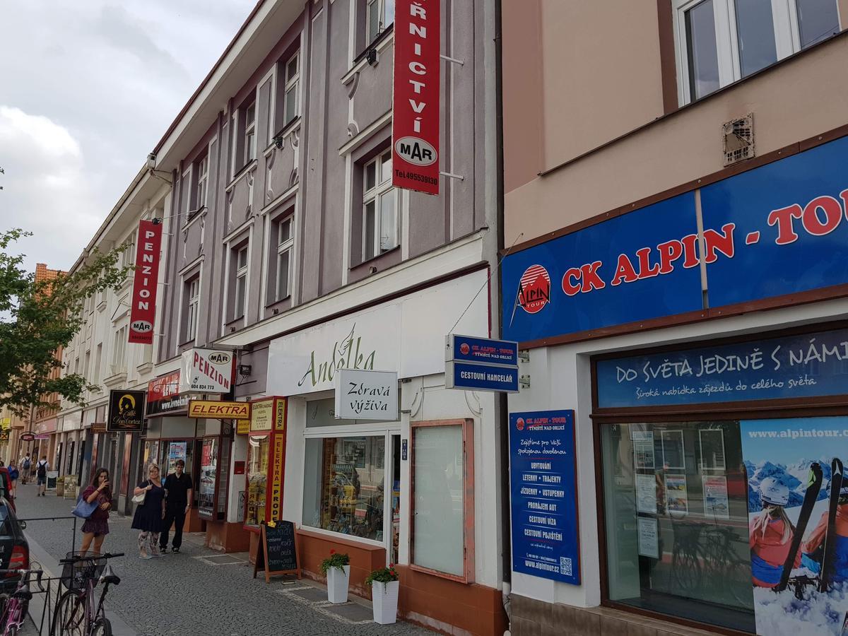 Penzion Mar Hradec Králové Exterior foto